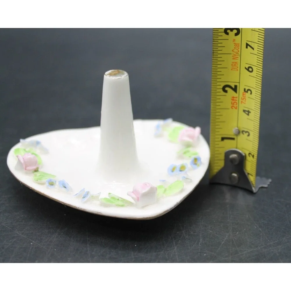 Vintage Heart Shaped Ring Holder Trinket Dish 3D Floral Porcelain Jewelry Stand